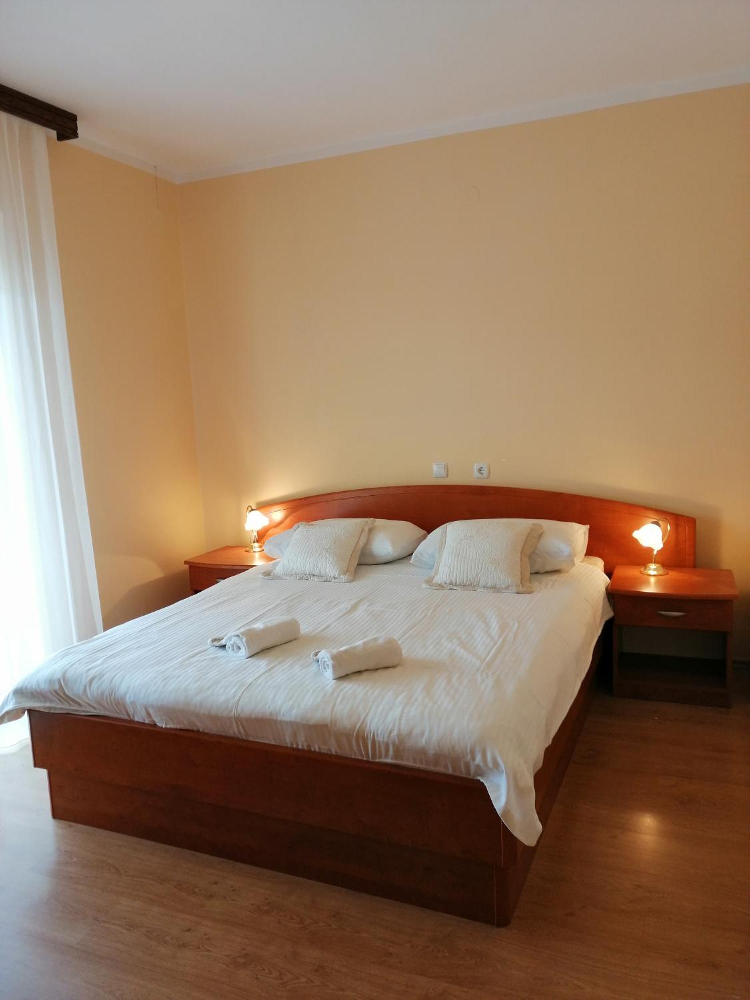 Tomulic Jasna I Miljenko Apartman Supetarska Draga Kültér fotó