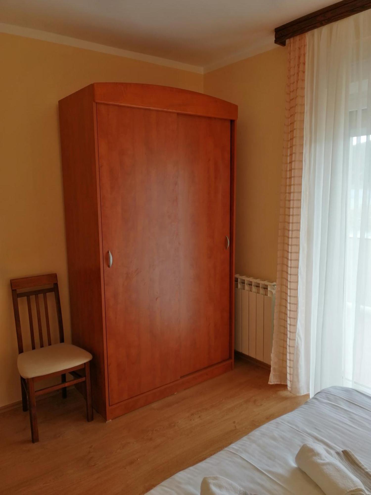 Tomulic Jasna I Miljenko Apartman Supetarska Draga Kültér fotó