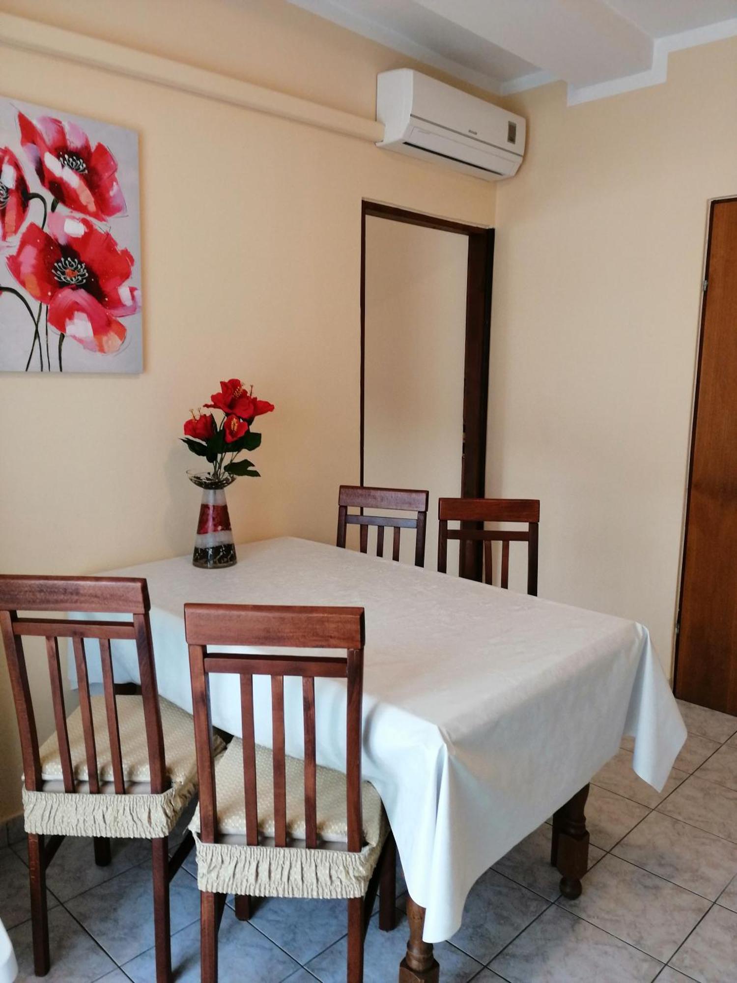 Tomulic Jasna I Miljenko Apartman Supetarska Draga Kültér fotó